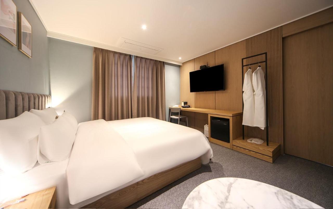 Hotel Lazy Heaven Changwon Exterior foto