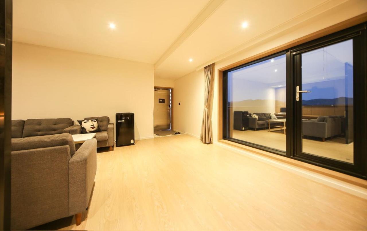 Hotel Lazy Heaven Changwon Exterior foto