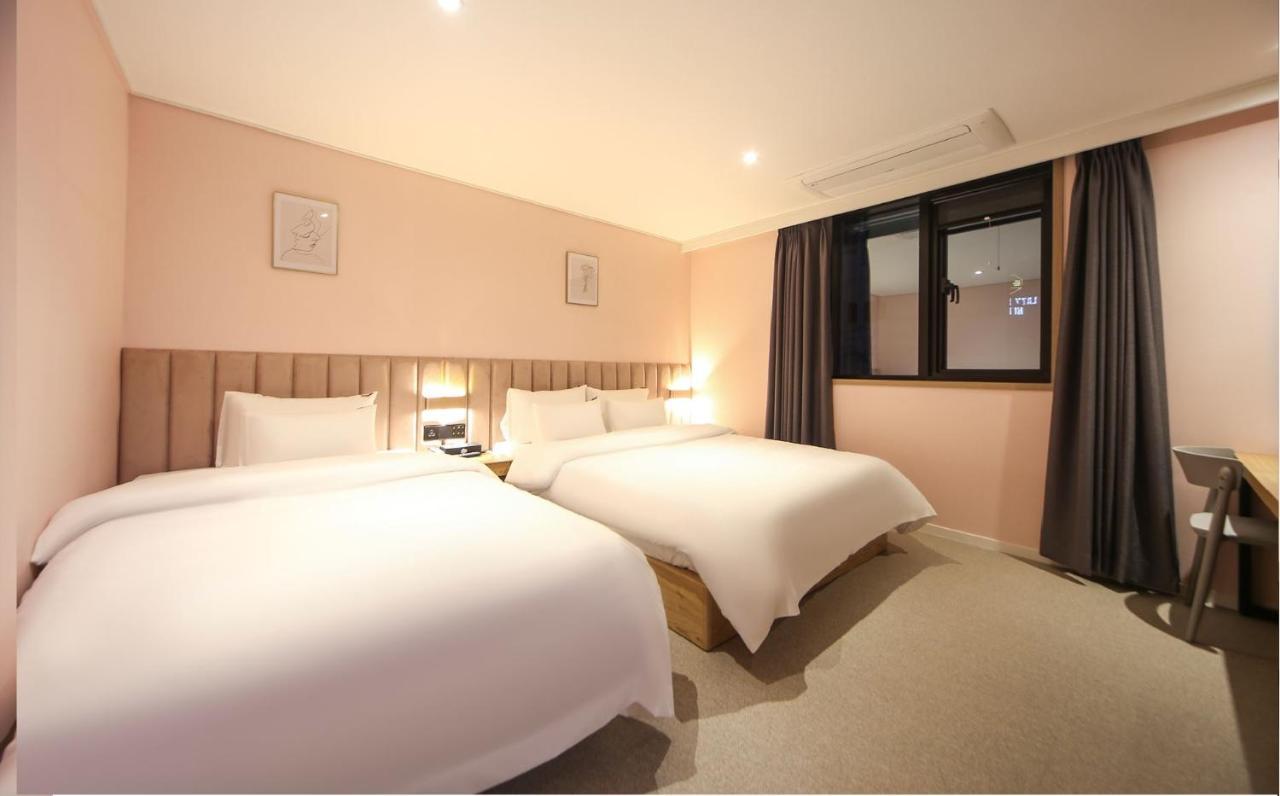 Hotel Lazy Heaven Changwon Exterior foto